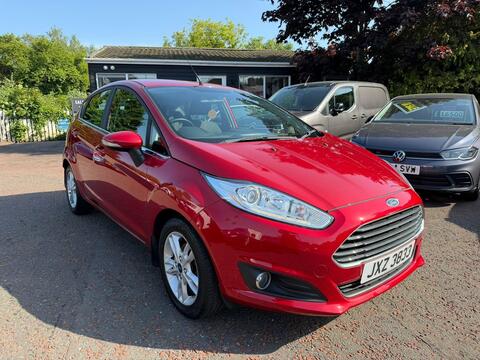 Ford Fiesta Hatchback 1.5 TDCi Zetec Euro 6 5dr