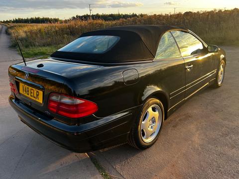 Mercedes-Benz CLK Convertible 3.2 CLK320 Elegance Cabriolet 2dr