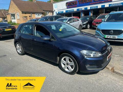 Volkswagen Golf Hatchback 1.6 TDI BlueMotion Tech Match DSG Euro 5 (s/s) 5dr