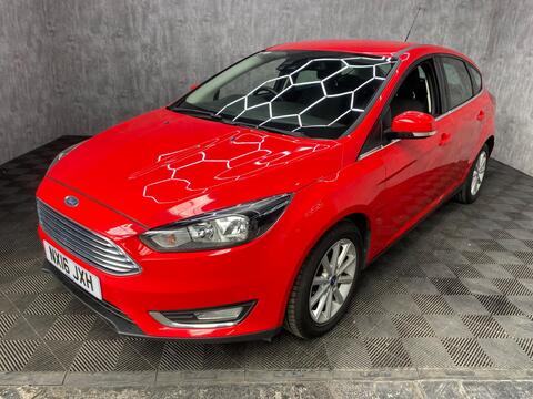 Ford Focus Hatchback 1.0T EcoBoost Titanium Euro 6 (s/s) 5dr