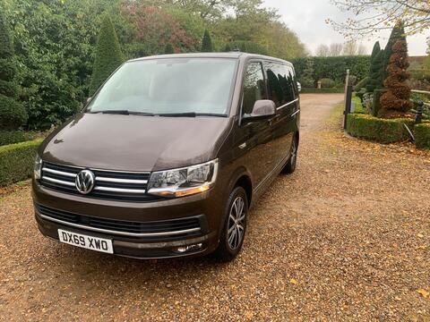 Volkswagen Caravelle MPV 2.0 TDI BlueMotion Tech Executive DSG Euro 6 (s/s) 5dr