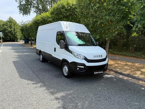 Iveco Daily Panel Van 2.3 TD 16V 35S 3520 HiMatic L2 H2 5dr
