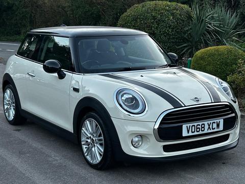 MINI Hatch Hatchback 1.5 Cooper Steptronic Euro 6 (s/s) 3dr