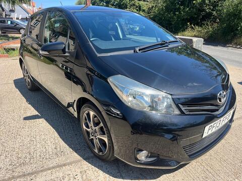Toyota Yaris Hatchback 1.33 Dual VVT-i SR Euro 5 5dr