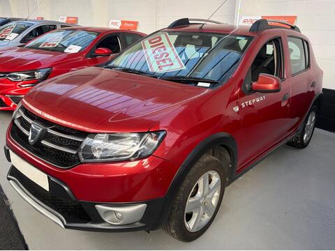 Dacia Sandero Stepway Hatchback 1.5 dCi Laureate Euro 5 5dr