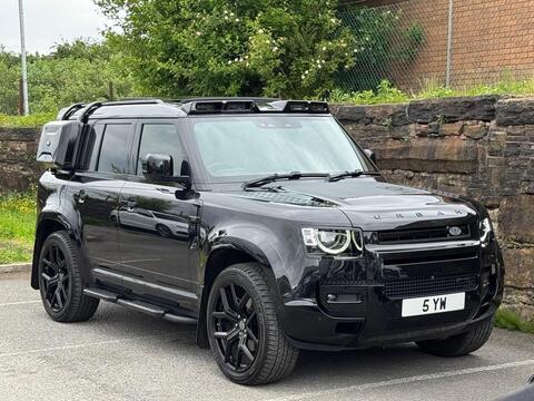 Land Rover Defender 110 SUV 3.0 D250 MHEV X-Dynamic SE Auto 4WD Euro 6 (s/s) 5dr