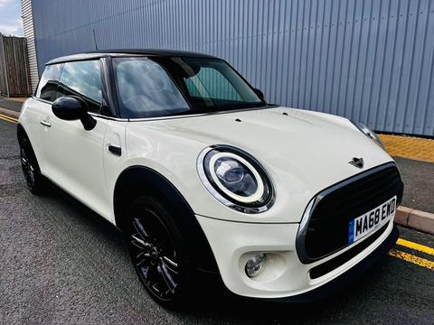 MINI Hatch Hatchback 1.5 Cooper D Euro 6 (s/s) 3dr