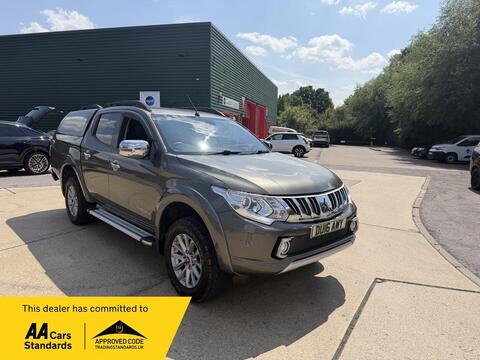 Mitsubishi L200 Pickup 2.4 DI-D DC Barbarian 4WD Euro 5 4dr