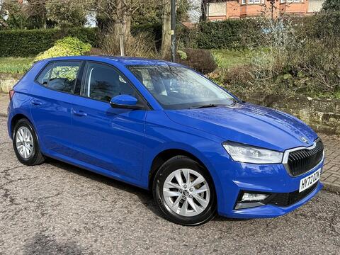 Skoda Fabia Hatchback 1.0 MPI SE Comfort Euro 6 (s/s) 5dr