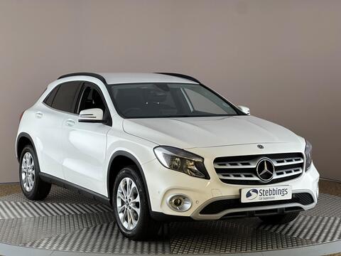 Mercedes-BenzGLA