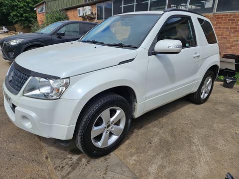 Suzuki Grand Vitara SUV 1.6 VVT SZ4 4WD Euro 5 3dr