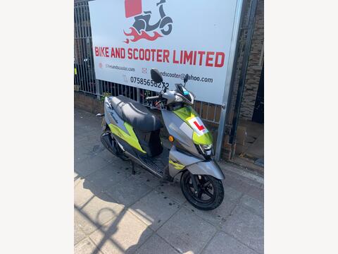 Suzuki Avenis 125 Scooter 125 CVT Euro 5