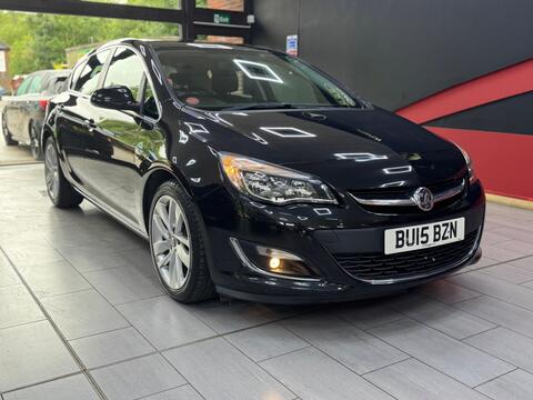 Vauxhall Astra Hatchback 2.0 CDTi ecoFLEX SRi Euro 5 (s/s) 5dr