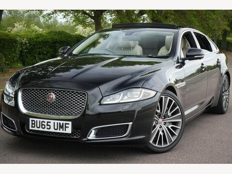 Jaguar XJ Saloon 3.0d V6 Autobiography Auto Euro 6 (s/s) 4dr (LWB)