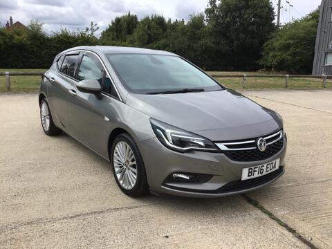 Vauxhall Astra Hatchback 1.6 CDTi BlueInjection Elite Nav Auto Euro 6 5dr