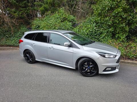 Ford Focus Estate 2.0T EcoBoost ST-1 Euro 6 (s/s) 5dr