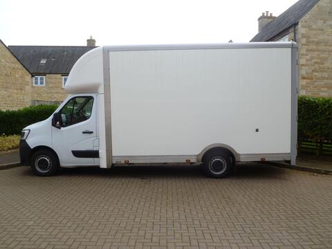 Renault Master Luton 2.3 dCi ENERGY 35 Business Platform Cab FWD LWB Euro 6 (s/s) 2dr