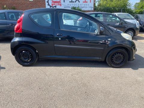 Peugeot 107 Hatchback 1.0 12V Urban Euro 4 3dr
