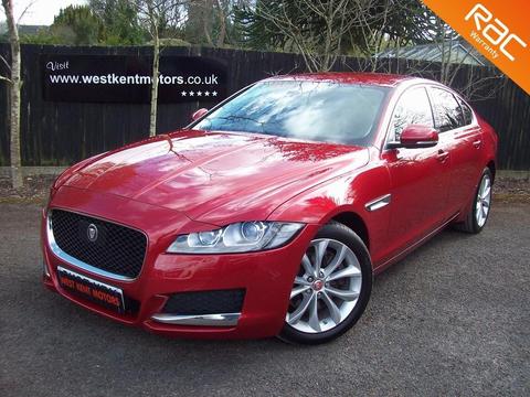 Jaguar XF Saloon 2.0i Prestige Auto AWD Euro 6 (s/s) 4dr