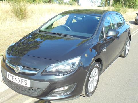Vauxhall Astra Hatchback 1.4 16v Design Euro 5 5dr
