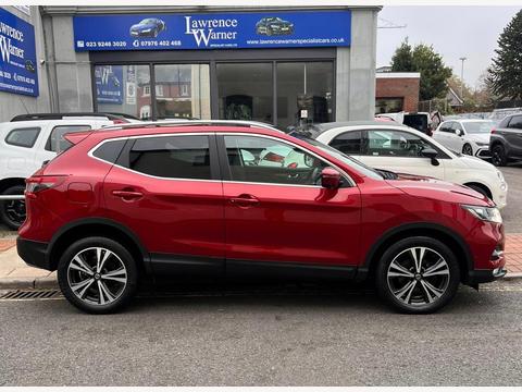 Nissan Qashqai SUV 1.3 DIG-T N-Connecta Euro 6 (s/s) 5dr