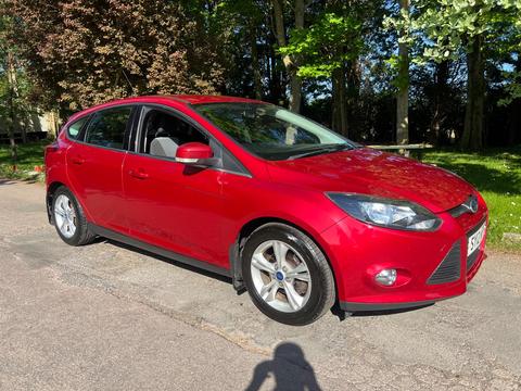 Ford Focus Hatchback 1.6 TDCi Zetec Euro 5 (s/s) 5dr