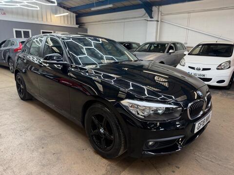 BMW 1 Series Hatchback 1.5 118i SE Euro 6 (s/s) 5dr