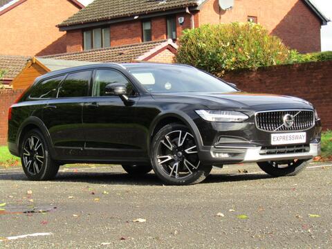 Volvo V90 Cross Country Estate 2.0 D5 Plus Auto AWD Euro 6 (s/s) 5dr