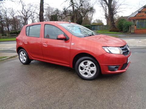 Dacia Sandero Hatchback 1.5 dCi Laureate Euro 5 5dr