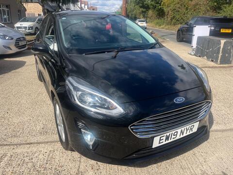 Ford Fiesta Hatchback 1.1 Ti-VCT Zetec Euro 6 (s/s) 5dr