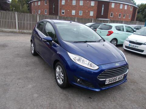 Ford Fiesta Hatchback 1.25 Zetec Euro 6 5dr
