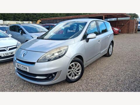 Renault Grand Scenic MPV 1.5 dCi Dynamique TomTom Euro 5 (s/s) 5dr