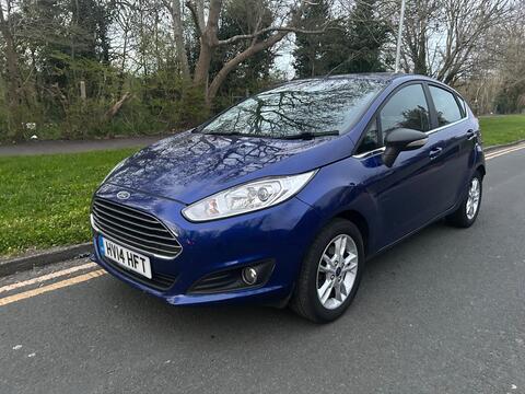 Ford Fiesta Hatchback 1.25 Zetec Euro 5 5dr