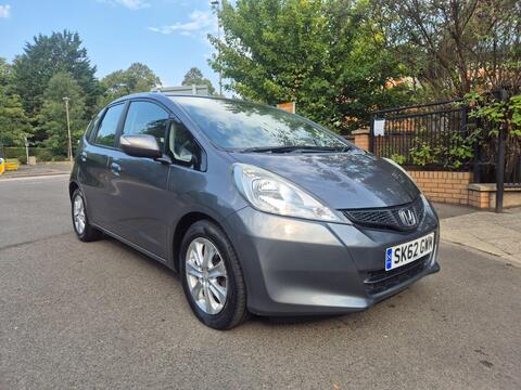 Honda Jazz Hatchback 1.4 i-VTEC ES CVT Euro 5 5dr