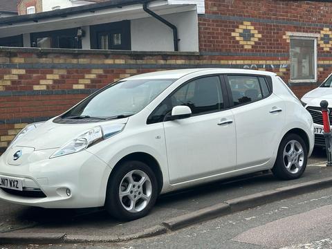 Nissan Leaf Hatchback 30kWh Acenta Auto 5dr