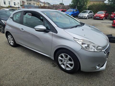 Peugeot 208 Hatchback 1.2 VTi PureTech Active Euro 6 3dr