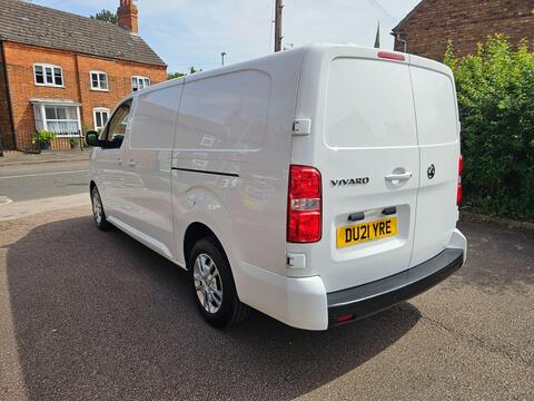 Vauxhall Vivaro Panel Van 1.5 Turbo D 2900 Sportive L2 H1 Euro 6 (s/s) 5dr