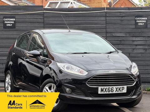 Ford Fiesta Hatchback 1.0T EcoBoost Zetec Euro 6 (s/s) 5dr