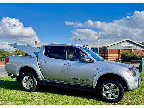 Mitsubishi L200 Pickup 2.5 DI-D Warrior 4WD 4dr