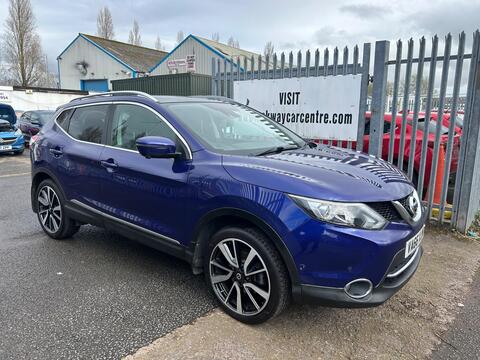 Nissan Qashqai SUV 1.2 DIG-T Tekna 2WD Euro 6 (s/s) 5dr