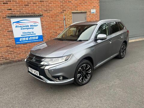 Mitsubishi Outlander SUV 2.0h 12kWh 5hs CVT 4WD Euro 6 (s/s) 5dr