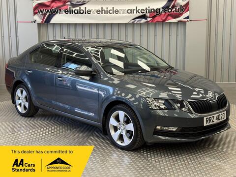 Skoda Octavia Hatchback 1.6 TDI SCR SE Drive Euro 6 (s/s) 5dr