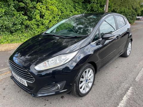 Ford Fiesta Hatchback 1.0T EcoBoost Titanium Euro 6 (s/s) 5dr