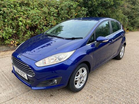 Ford Fiesta Hatchback 1.25 Zetec Euro 5 5dr