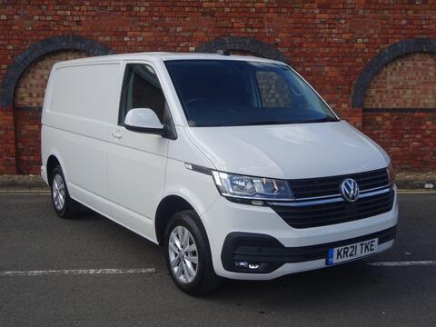 Volkswagen Transporter Panel Van 2.0 TDI T28 Highline DSG FWD SWB Euro 6 (s/s) 5dr