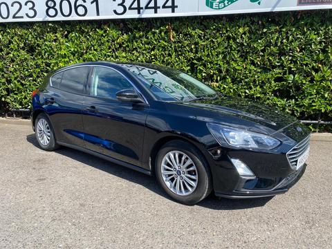 Ford Focus Hatchback 1.0T EcoBoost Titanium Euro 6 (s/s) 5dr