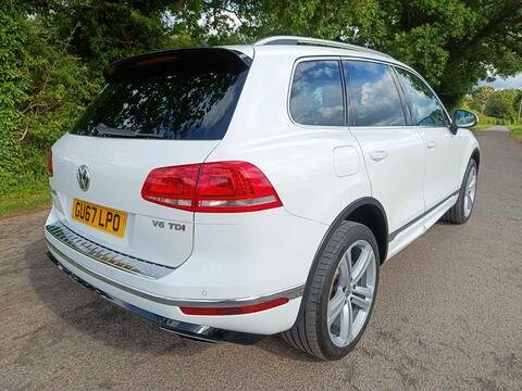 Volkswagen Touareg SUV 3.0 TDI V6 R-Line Plus Tiptronic 4WD Euro 6 (s/s) 5dr