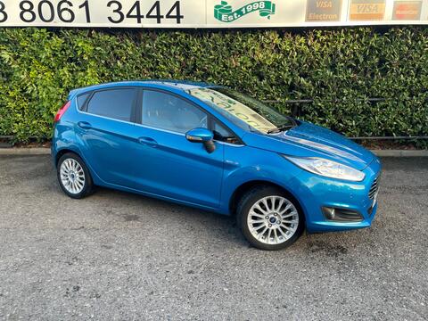 Ford Fiesta Hatchback 1.0T EcoBoost Titanium Euro 5 (s/s) 5dr