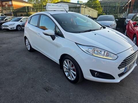 Ford Fiesta Hatchback 1.0T EcoBoost Titanium Euro 6 (s/s) 5dr