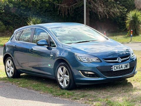 Vauxhall Astra Hatchback 1.4 16v SRi Euro 5 5dr